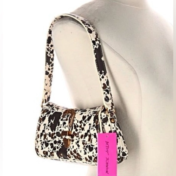 Betsey Johnson Black and White Heart Pattern Shoulder Bag - Picture 3 of 3